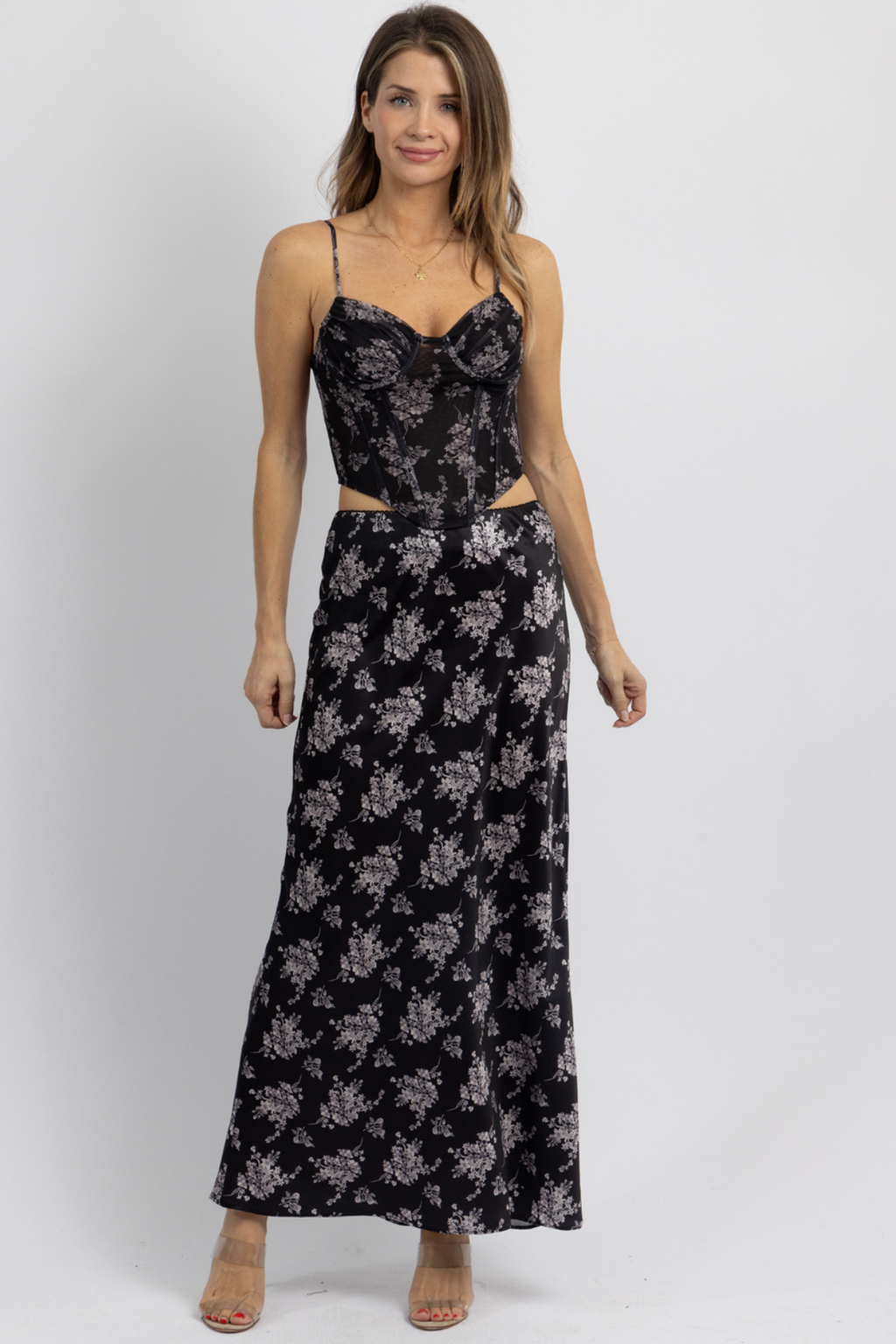 GWYNETH BLACK FLORAL SKIRT