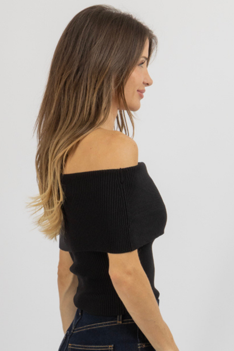 ROWAN BLACK KNIT TOP