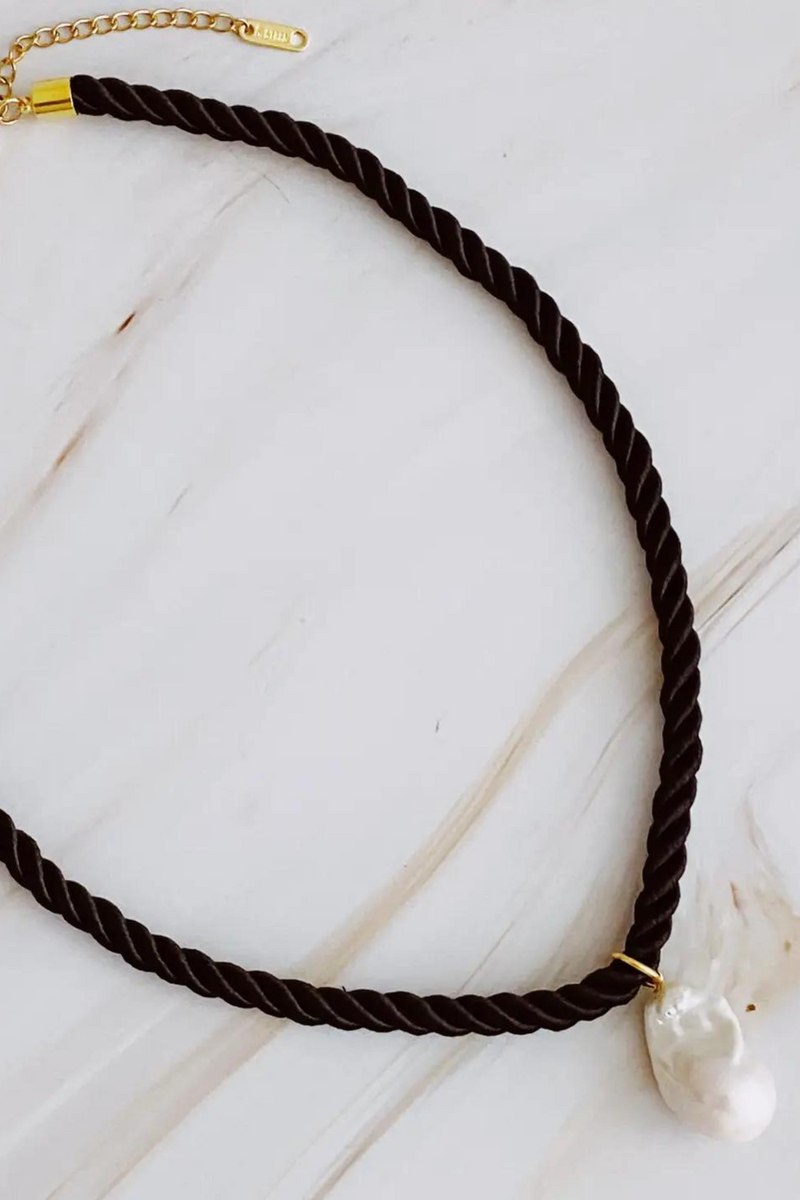 AUGUST BLACK ROPE NECKLACE