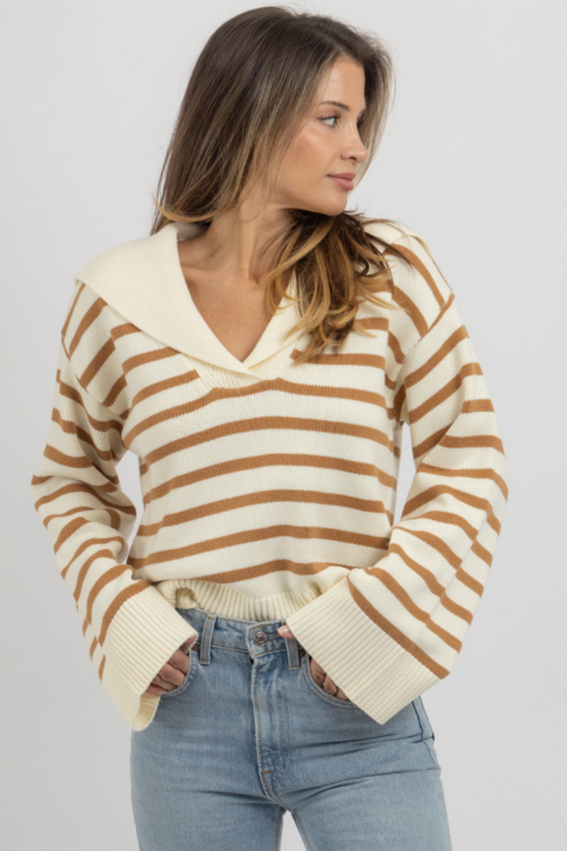 ELEVATE CINNAMON COLLAR SWEATER