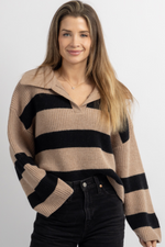 CHELSEY TAUPE COLLAR CONTRAST SWEATER