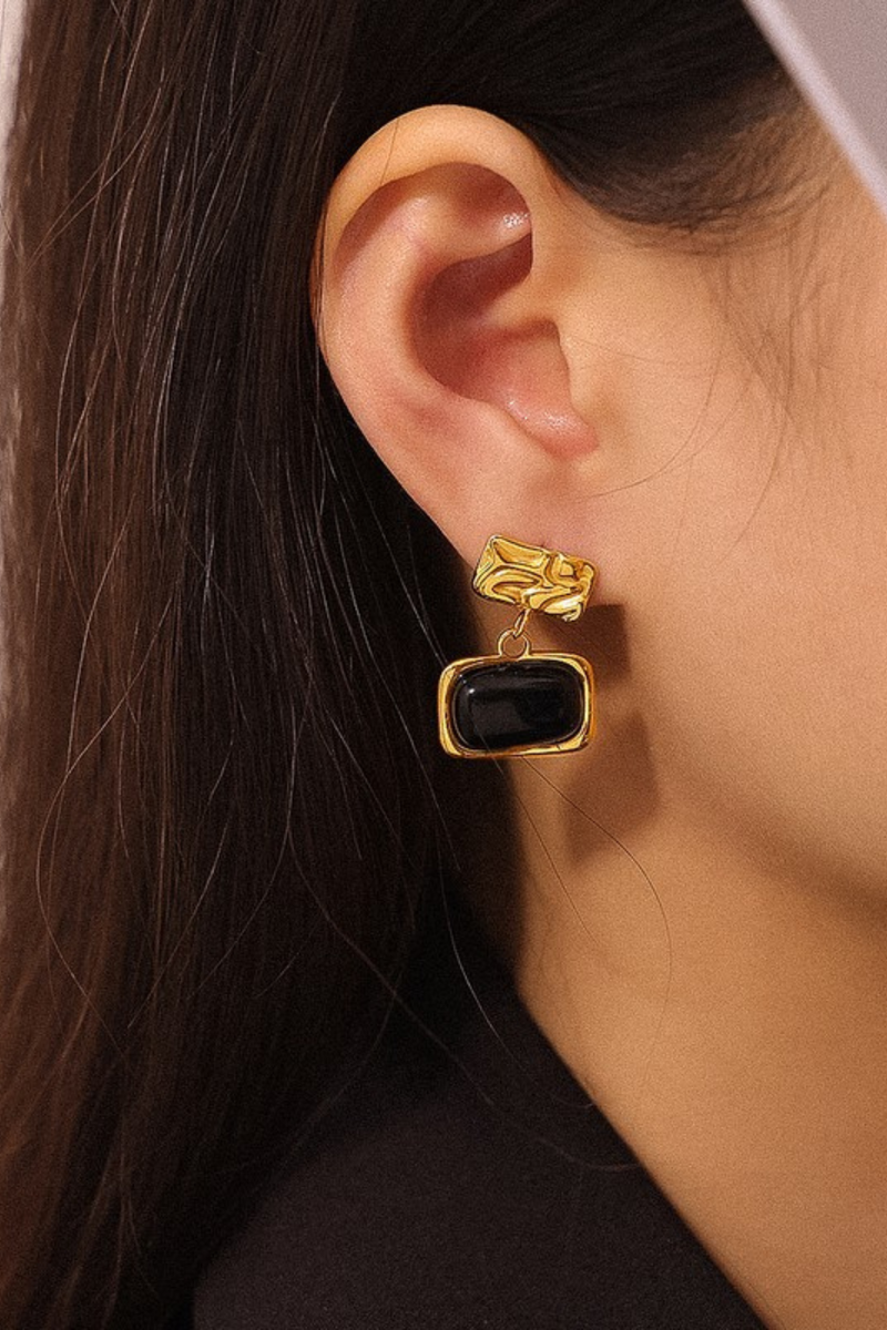 CUVEE BLACK DROP EARRING