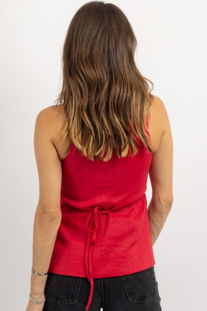 HAILEE RED LINEN TOP