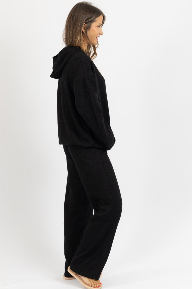 MOMENTUM BLACK PANT SET