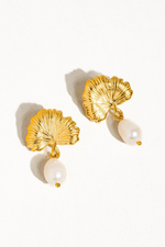 BEATRICE FLORAL PEARL EARRING