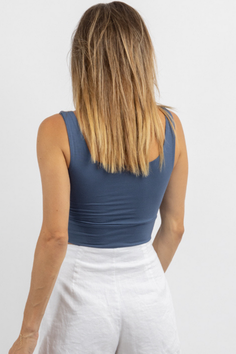 AIRY SEAMLESS TOP: STONE BLUE