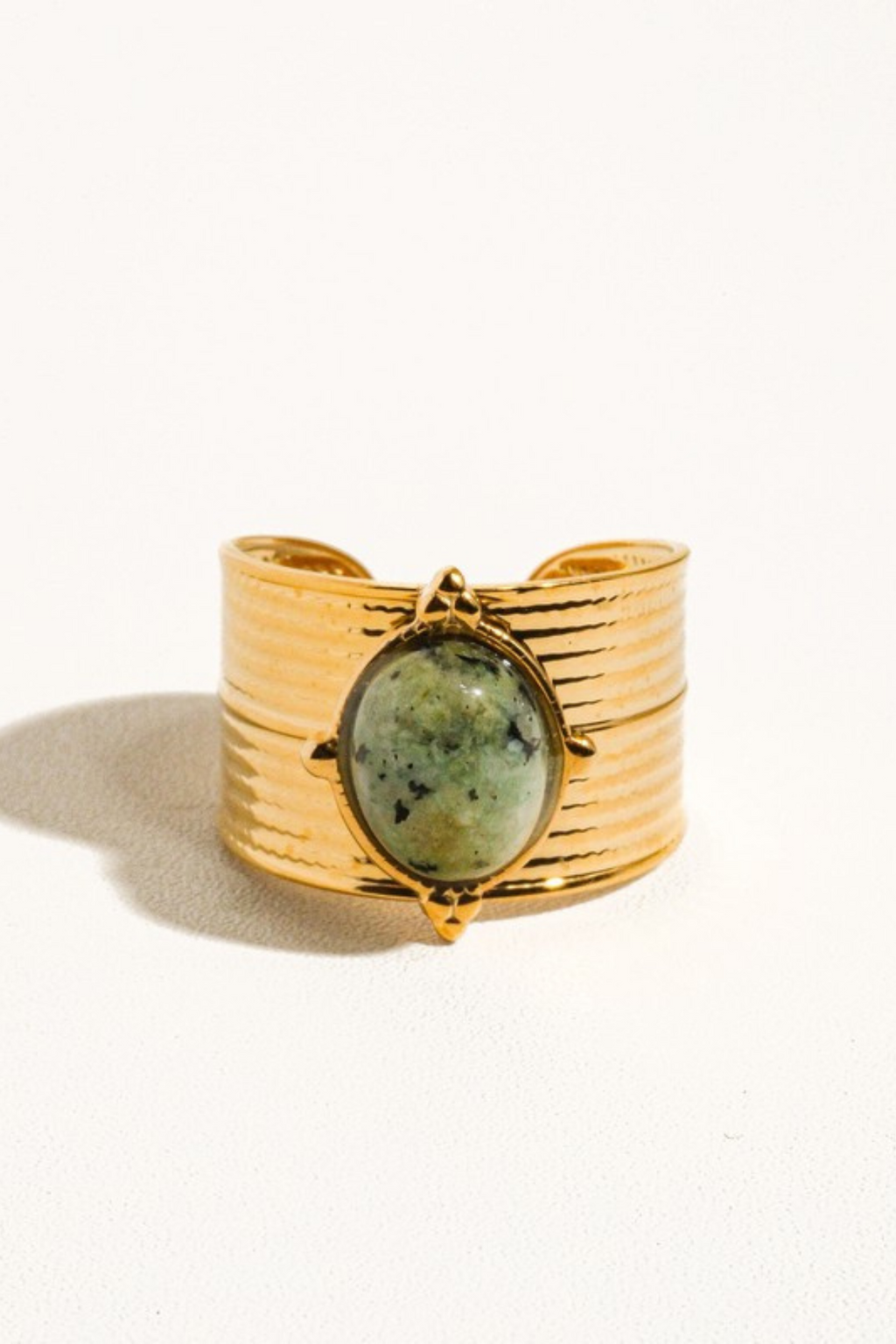 OASIS GREEN STONE RING