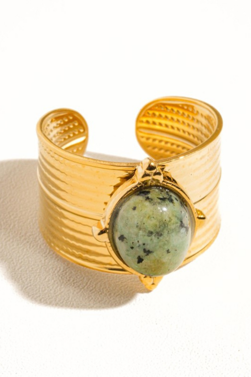 OASIS GREEN STONE RING