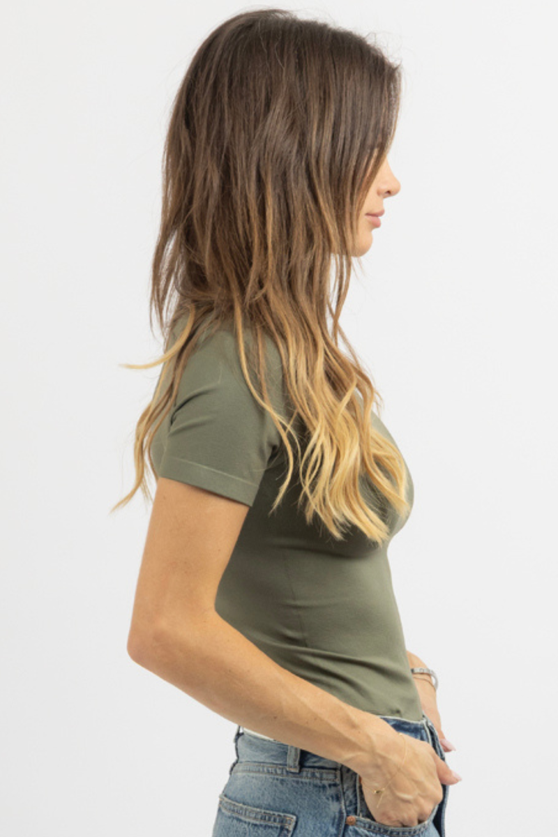 CAPSULE OLIVE SMOOTH TEE BODYSUIT