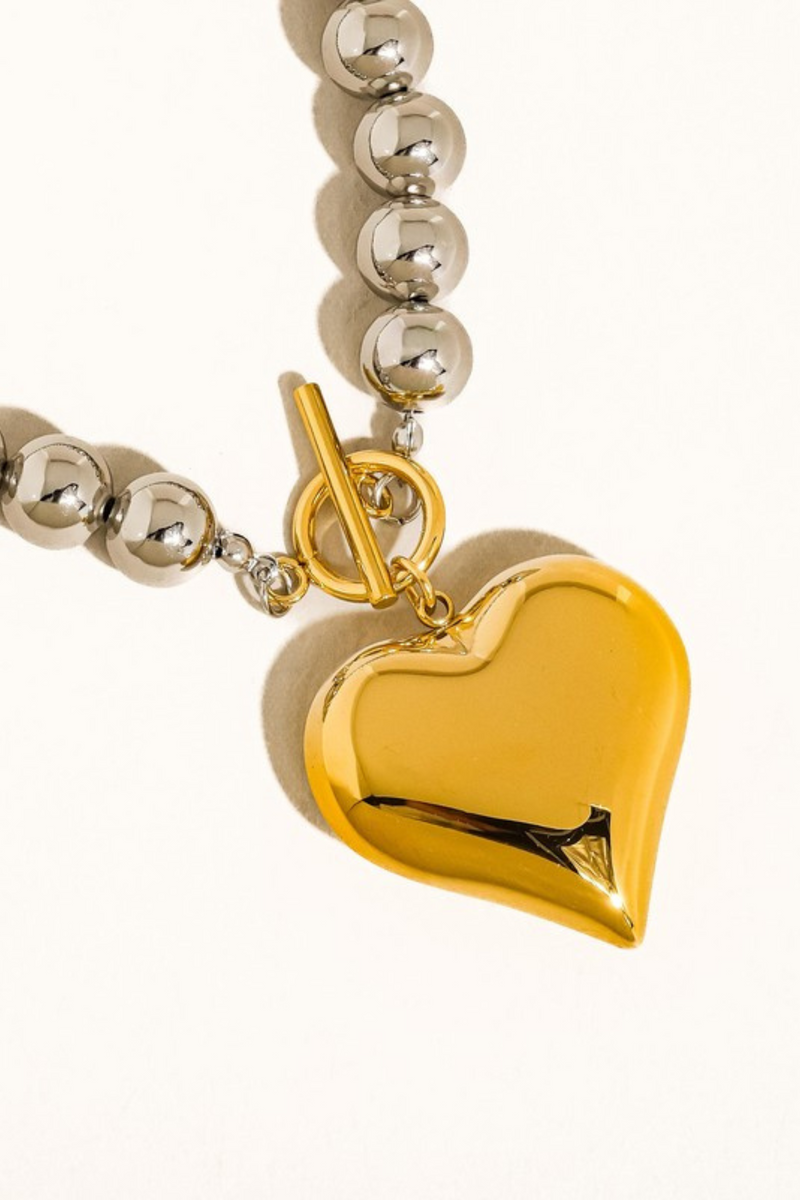 RAISSA HEART NECKLACE