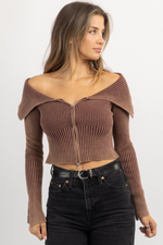 RAVEN BROWN ZIPPERED TOP