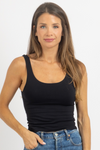 SCOOPED BLACK TOP