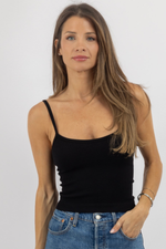 BLACK STAPLE CROP TANK