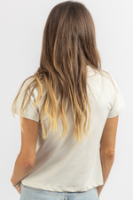 TIMELESS ECRU TEE