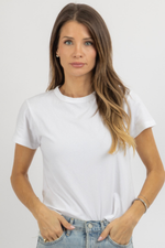 TIMELESS WHITE TEE