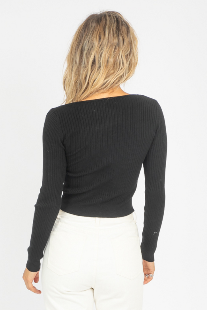 KNIT SQUARE NECK CROP IN BLACK
