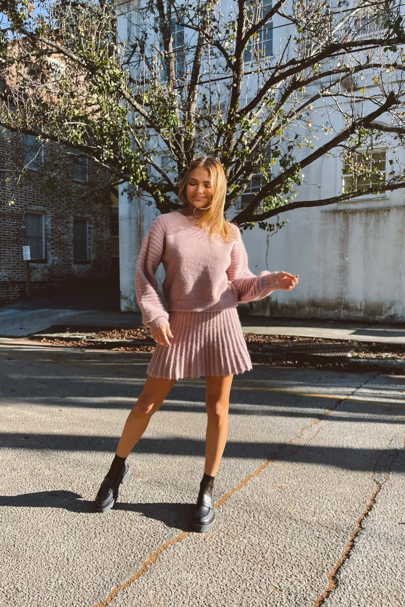 MANHATTAN MAUVE SWEATER SKIRT SET L ABEYE