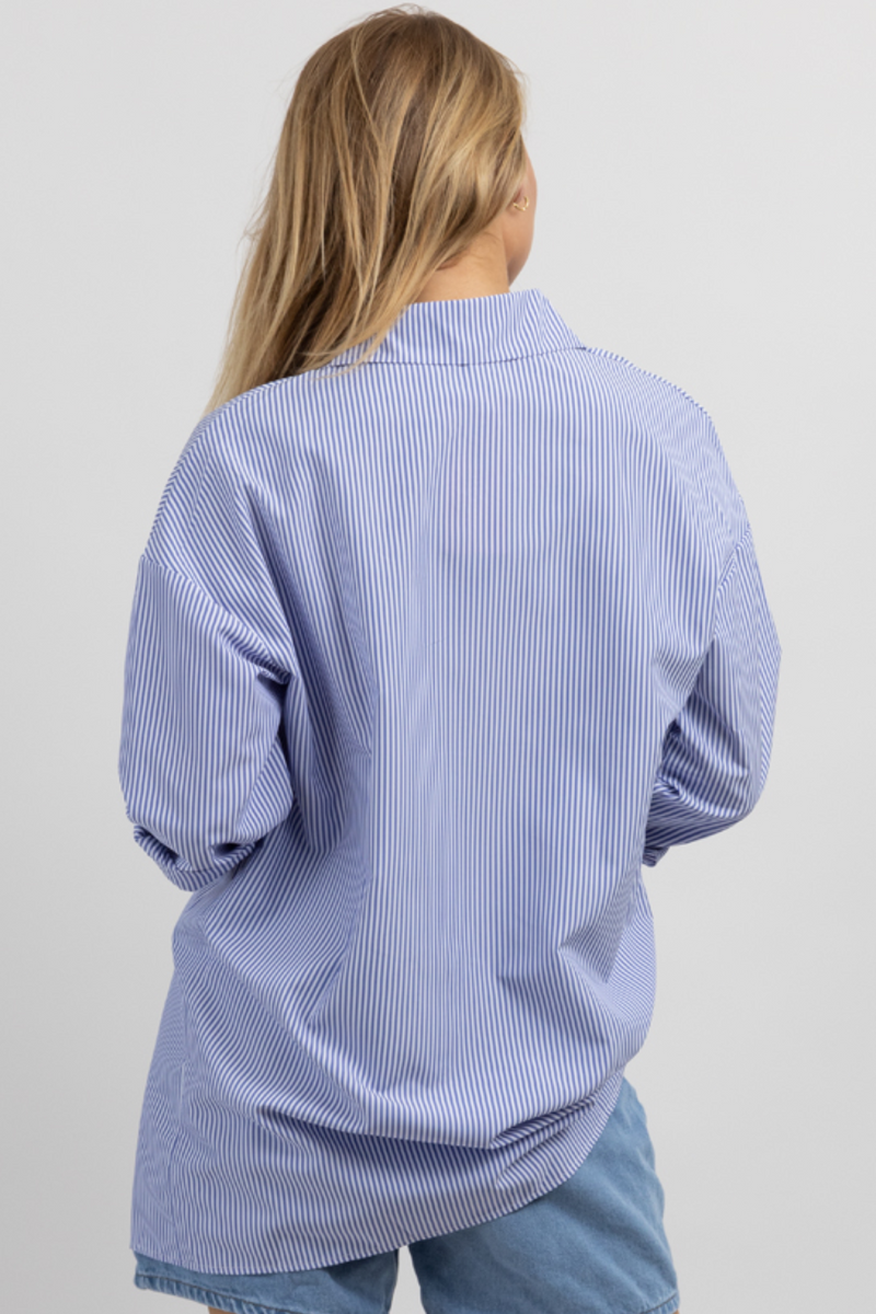 CLASSIC BLUE STRIPE RELAXED BUTTON DOWN