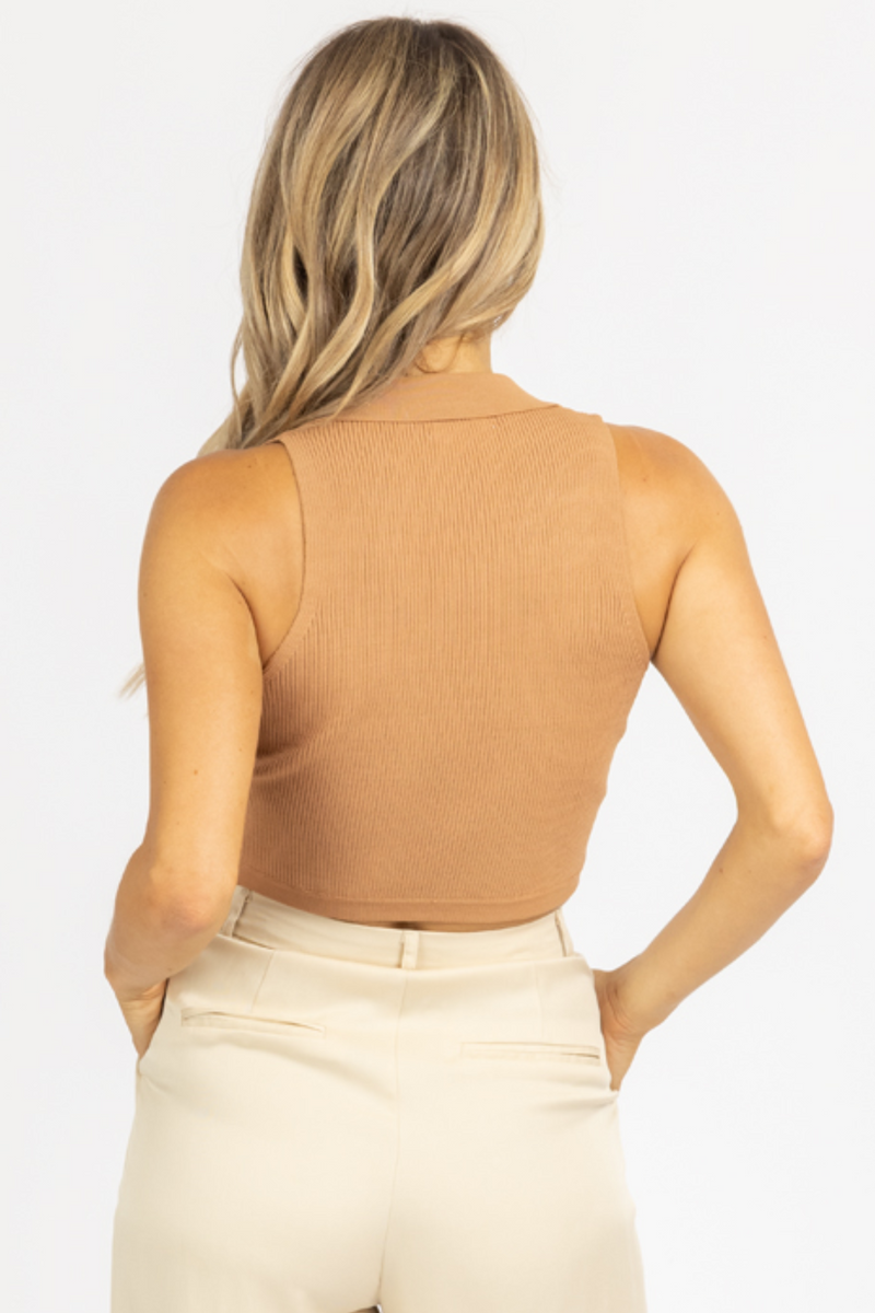 TERRACOTTA RIBBED COLLARED CROP TANK