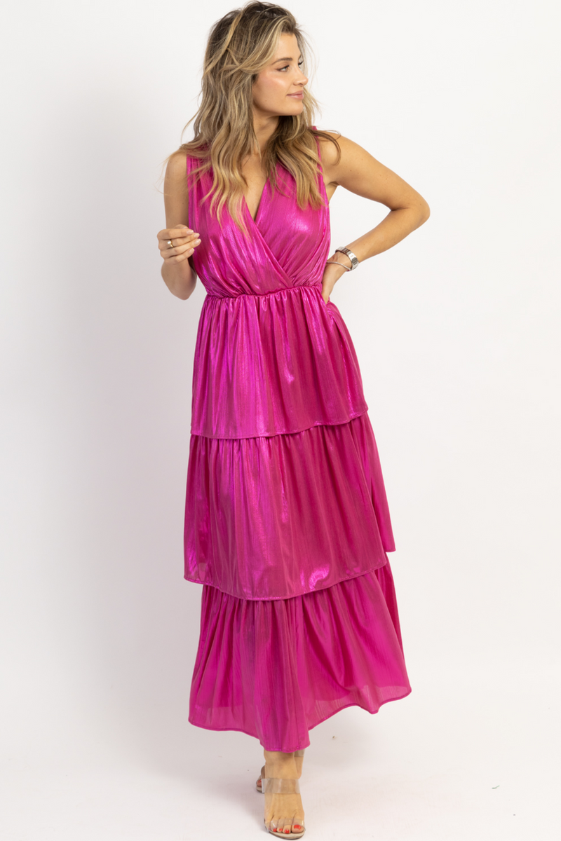 X'S + O'S SHIMMER TIERED MAXI DRESS